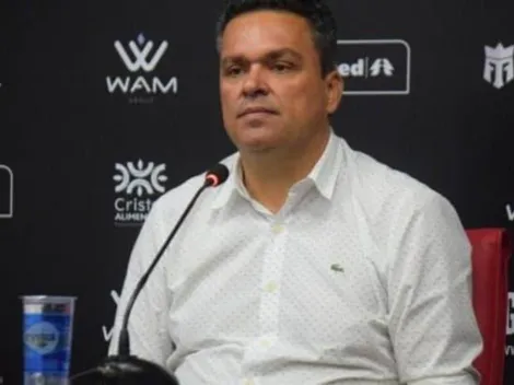 Adson Batista segue ativo no mercado e encaminha chegada de meia do Botafogo ao Atlético-GO