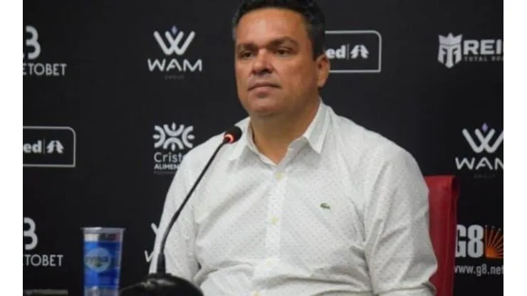 Foto/Reprodução: Site Dragão Goiano - Adson segue atrás de reforços para a temporada