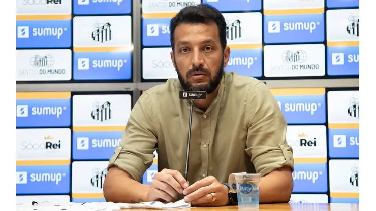 Foto: Flickr Oficial Santos FC/Ivan Storti | Edu Dracena é cirúrgico no mercado da bola