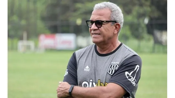 Foto: Flickr oficial da Ponte Preta - Hélio pode ganhar mais um reforço para a Série B