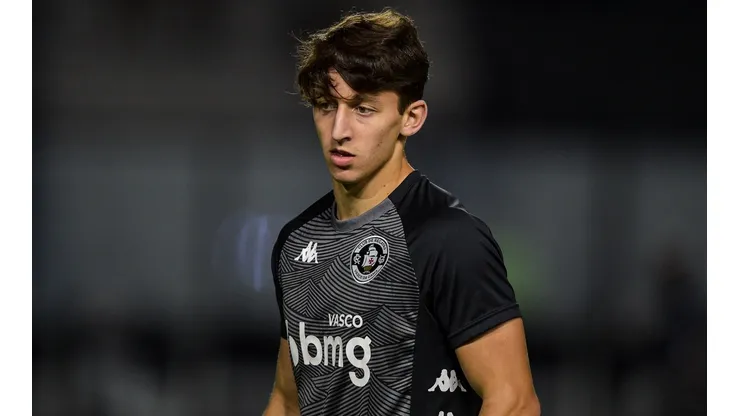 Foto: Thiago Ribeiro/AGIF | Futuro de Galarza é exposto após proposta do Coritiba ao Vasco