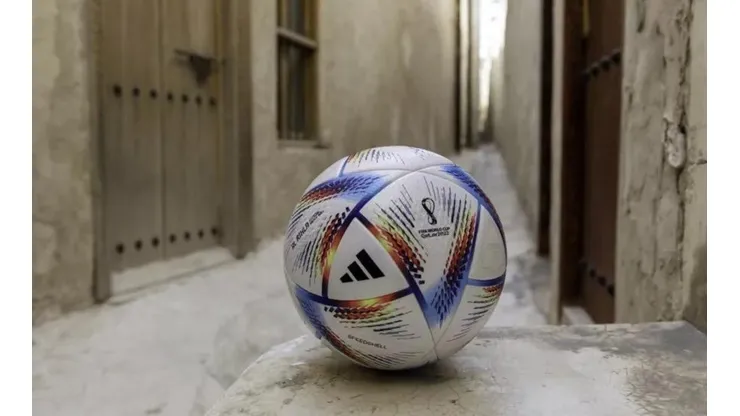 Foto: Divulgação/Adidas/ Copa do Mundo: bola que será usada no Mundial é lançada com inspiração no Catar