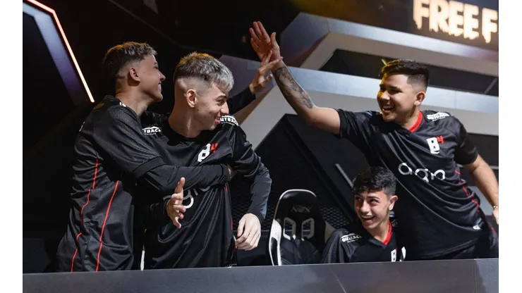 LBFF 7: B4 Esports assume a liderança na penúltima semana do torneio