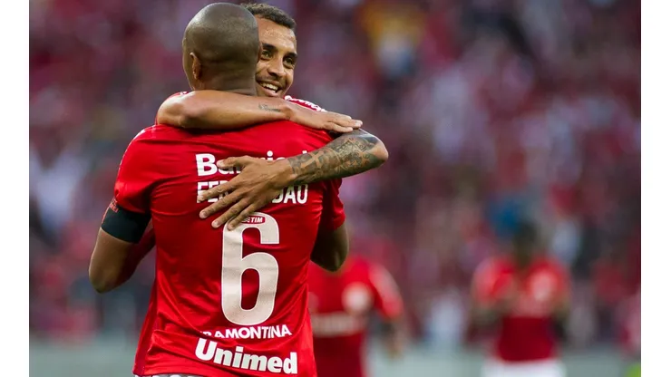 Foto: Ramiro Furquim/AGIF - Alan Patrick está próximo de retornar ao Inter após oito anos