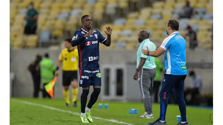 Foto: Thiago Ribeiro/AGIF | Fortaleza busca 'parça' para Benevenuto