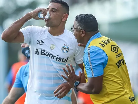 Diego Souza ganha destaque no Grêmio e Roger agita torcida com 'mordomia' ao atacante