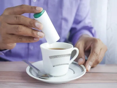 Consumo de adoçante artificial aumenta em 13% o risco de câncer, mostra estudo