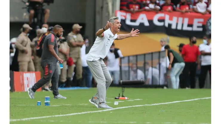 Foto: Gil Gomes/AGIF | Para jornalista Paulo Sousa ainda não convenceu