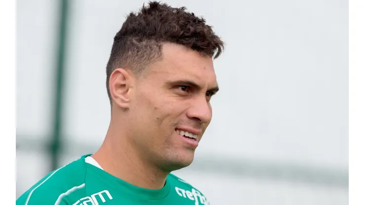 Foto: Marcello Zambrana/AGIF - Moisés e Grêmio tem empecilhos para acertar negociação