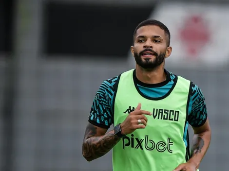 Vitinho mira vaga no time títular de Zé Ricardo e manda recado para a torcida