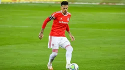 Foto: Pedro H. Tesch/AGIF | Cuesta puxa a fila e Inter monta barca no Beira-Rio