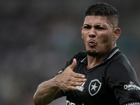Erison extravasa em duelo contra o Fluminense, porém volta atrás e pede desculpas a rivais