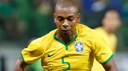 Foto: Marcello Zambrana/AGIF - Fernandinho abriu o jogo sobre voltar ao Furacão