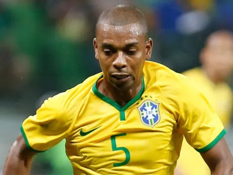 Fernandinho ‘dá as caras’ e expõe possibilidade de voltar ao Athletico