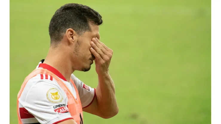 Kely Pereira/AGIF. Hernanes teve poucas oportunidades como titular do São Paulo no ano passado.