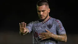 Foto: (Thiago Ribeiro/AGIF) - Emprestado pelo Atlético, Nathan tem sido reserva no Fluminense, e atraiu o interesse do Inter