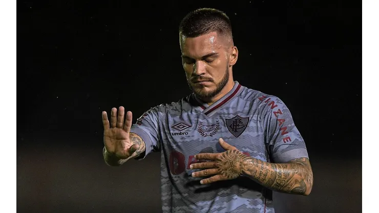 Foto: (Thiago Ribeiro/AGIF) - Emprestado pelo Atlético, Nathan tem sido reserva no Fluminense, e atraiu o interesse do Inter
