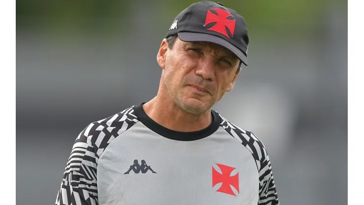 Thiago Ribeiro/AGIF - Zé Ricardo ganha reforço para Série B