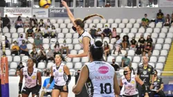 Foto: Savio Pereira/Inovafoto/CBV - Dentil/Praia Clube teve a melhor campanha na fase classificatória