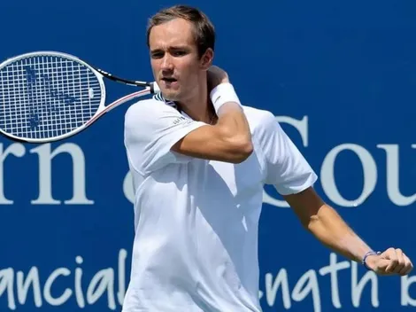 Medvedev, Tsitsipas e oitavas do torneio feminino; Saiba onde assistir ao vivo os jogos desta segunda