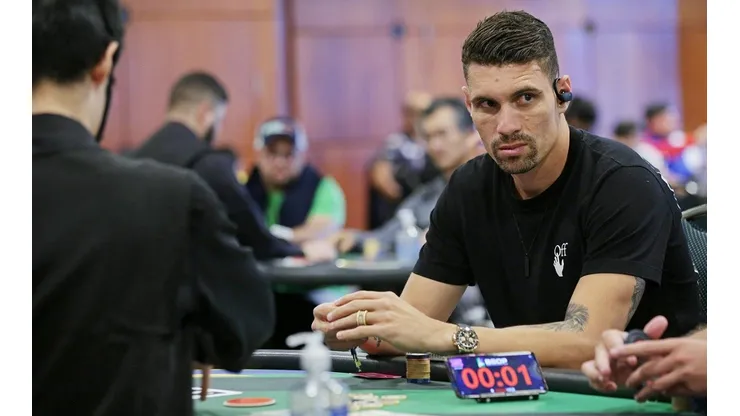 Moisés costuma jogar torneios de poker (Foto: Luis Bertazini/BSOP)
