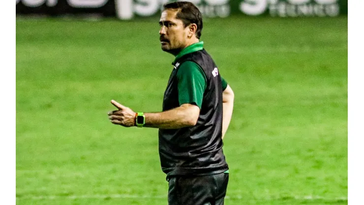 Rafael Vieira/AGIF. Morínigo escala Coritiba com mudanças para clássico contra o Athletico