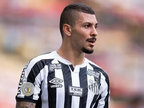 Alison vira passado e Santos encaminha contratação de volante sul-americano