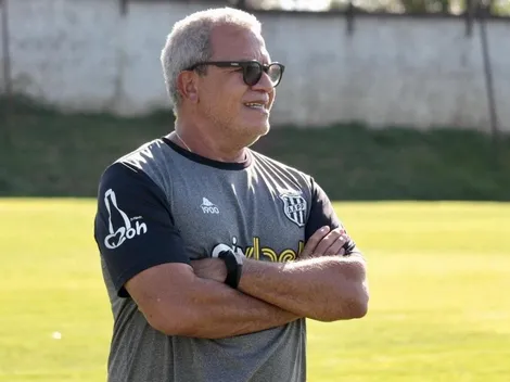 “Tudo aqui é discutido”: Hélio dos Anjos se pronuncia pela primeira vez após rebaixamento