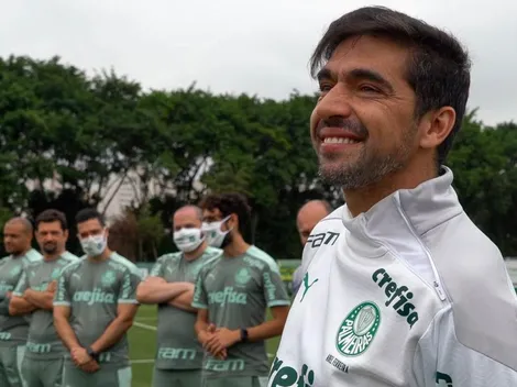 Abel se encanta com atacante do Palmeiras e rasga elogios: "Exemplo de jogador coletivo"