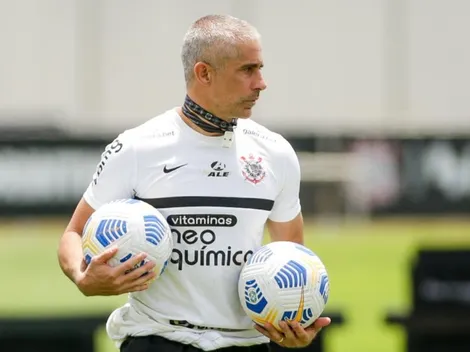 "Dores no joelho direito"; Pupilo de Sylvinho puxa fila e Corinthians pode 'amargar' 2 desfalques no Majestoso