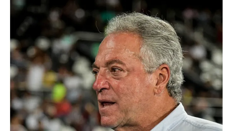 Foto: Thiago Ribeiro/AGIF - Reserva de Abel pode deixar o Fluminense