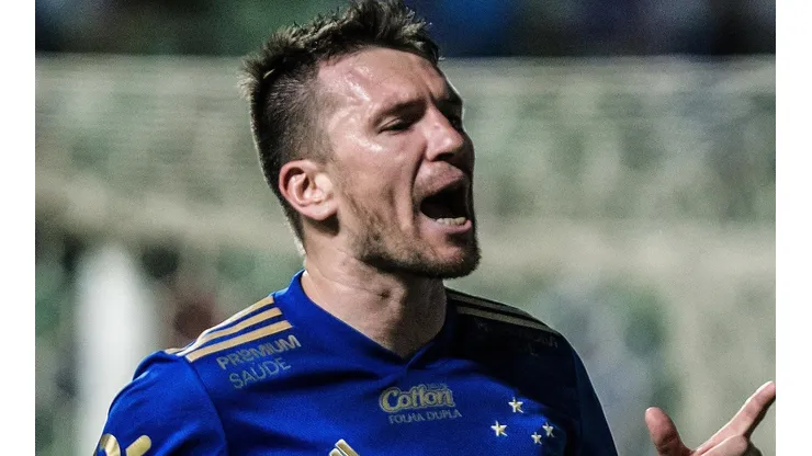 Foto: Gustavo Aleixo/Cruzeiro/Divulgação - Brock: em alta na avaliação do técnico uruguaio
