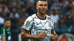 Foto: Marcello Zambrana/AGIF - Júnior Moraes (foto) teve plateia especial na Neo Química Arena contra o Guarani