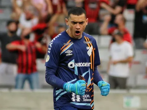 Em meio a negociações com Flamengo, Athletico define goleiro de Seleção para substituir Santos