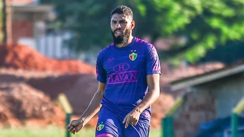 Foto: (Flickr Oficial Brusque/Lucas Gabriel Cardoso/Brusque FC) - Wallace é um dos pendurados do Brusque para o jogo de volta da semifinal do Estadual