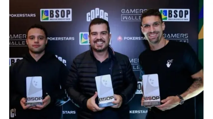 Moisés Lima (a esquerda) recebeu boa premiação no BSOP (Foto: BSOP)