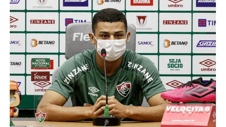 André expõe bastidores de confusão no aeroporto após eliminação e desabafa