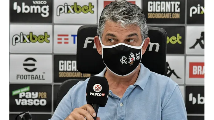 Thiago Ribeiro/AGIF - Brazil e diretoria do Vasco agem por renovação de jovem