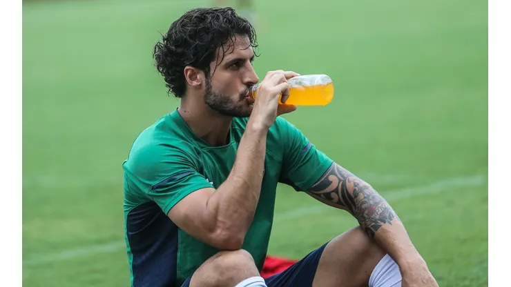 FOTO: LUCAS MERÇON / FLUMINENSE F.C. - Hudson deve voltar em breve ao futebol e já recebe convite para jogar a Libertadores