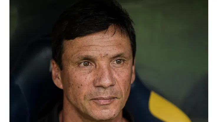 Zé Ricardo chama a responsa e projeta início do Vasco na Série B do Brasileirão