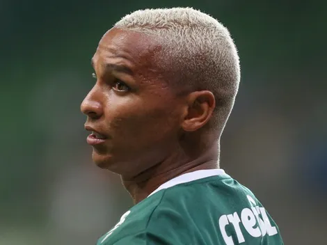 Concorrência forte: Vasco disputa com trio de gigantes por atacante Deyverson