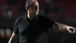 Fotos: Rubens Chiri / saopaulofc.net / Divulgação - Ceni: pediu apoio da torcida ao jovem formado em Cotia