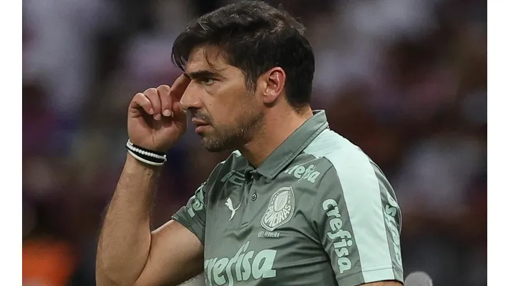 Foto: Cesar Greco - Abel (foto) não tem utilizado Renan com frequência no Palmeiras em 2022