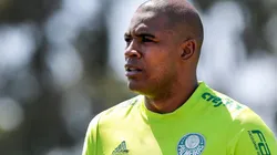 Foto: Ale Cabral/AGIF - Jailson faz convite para atacante fechar com o Coelho