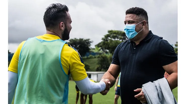 Foto: Flickr Oficial Cruzeiro EC/Gustavo Aleixo | Ronaldo é acionado e jogador do Corinthians é oferecido ao Cruzeiro