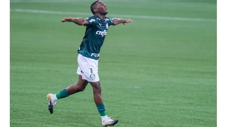 Marcello Zambrana/AGIF - Saída de Patrick faz torcida do Grêmio pedir outro jogador do Palmeiras