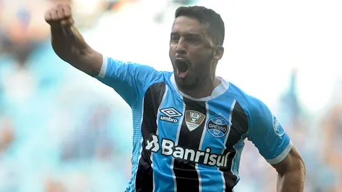 Foto: Ricardo Rímoli/AGIF | Grêmio não para em Edilson e contrata mais um lateral-direito para 2022
