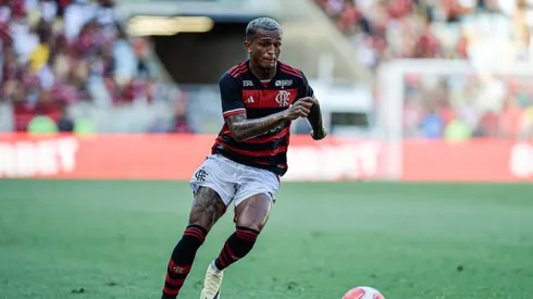 Lateral-direito está na mira do futebol europeu