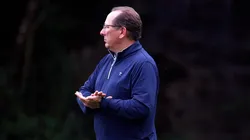 Após desistência de Palmeiras, John Textor é avisado e Botafogo vai em busca de centroavante
