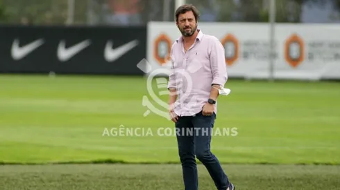 Atacante atinge meta estipulada pelo Corinthians e Duílio é avisado para pagar bolada ao atleta